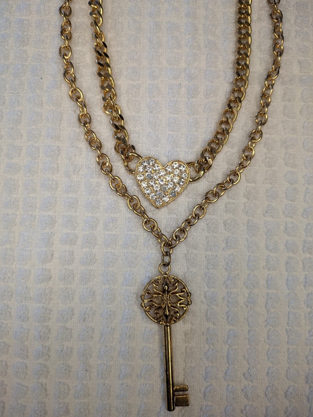 Gold Rhinestone Heart and skeleton Key Layered Necklace - Picture 2 of 11